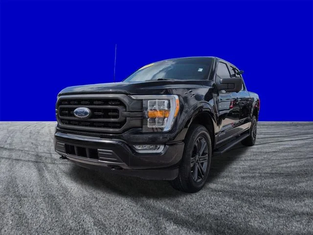 Used 2023 Agate Black Metallic Ford XLT image 8