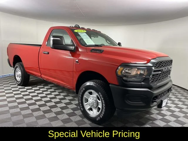 2024 RAM 3500 Tradesman 4X4 Regular cab's photo
