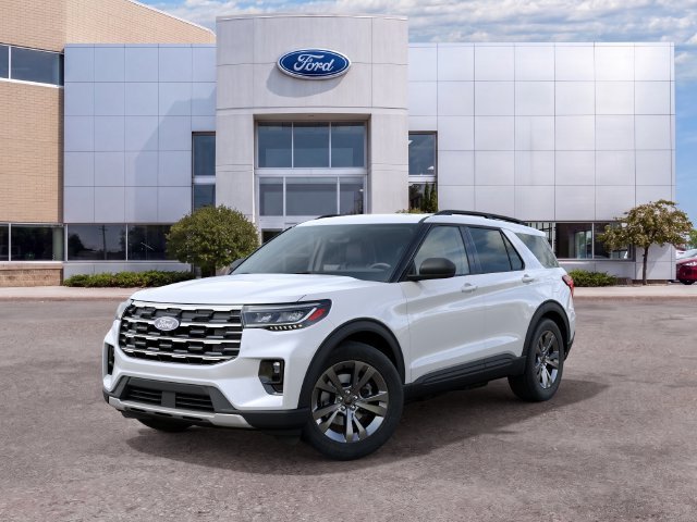 New 2027 White Metallic Ford Active image 2