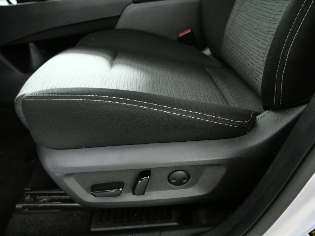 Used 2023 Silver Nissan SV image 17