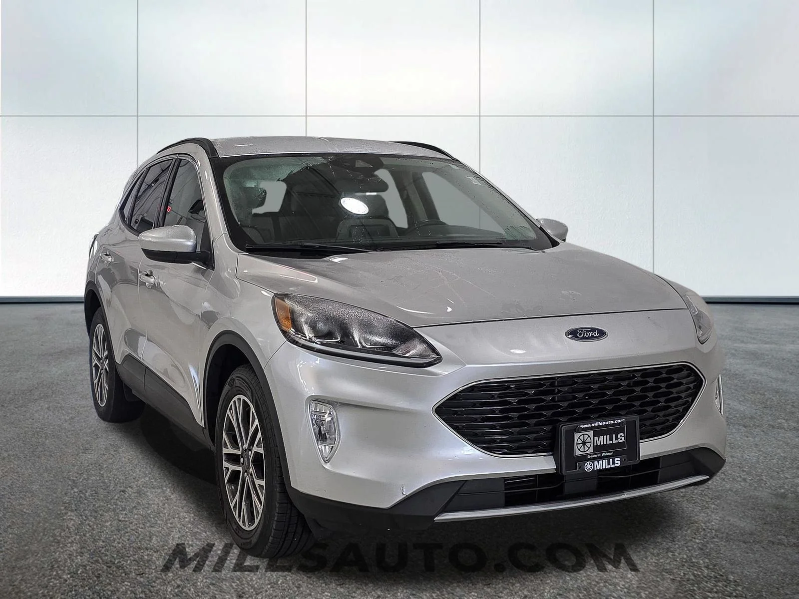 Used 2020 Silver Ford SEL image 11