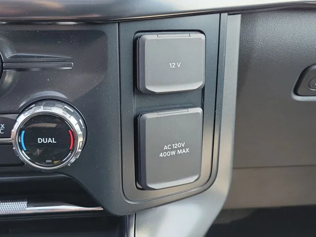 New 2026 Agate Black Metallic Ford Lariat image 28