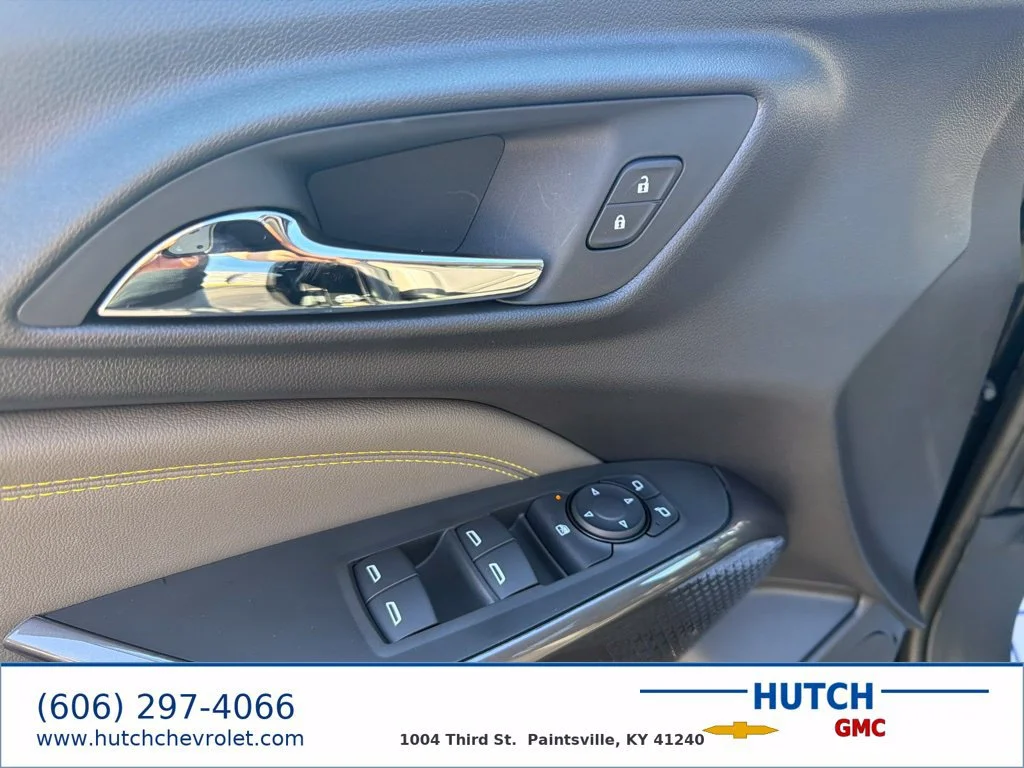 New 2026 Mosaic Black Metallic Chevrolet ACTIV image 24