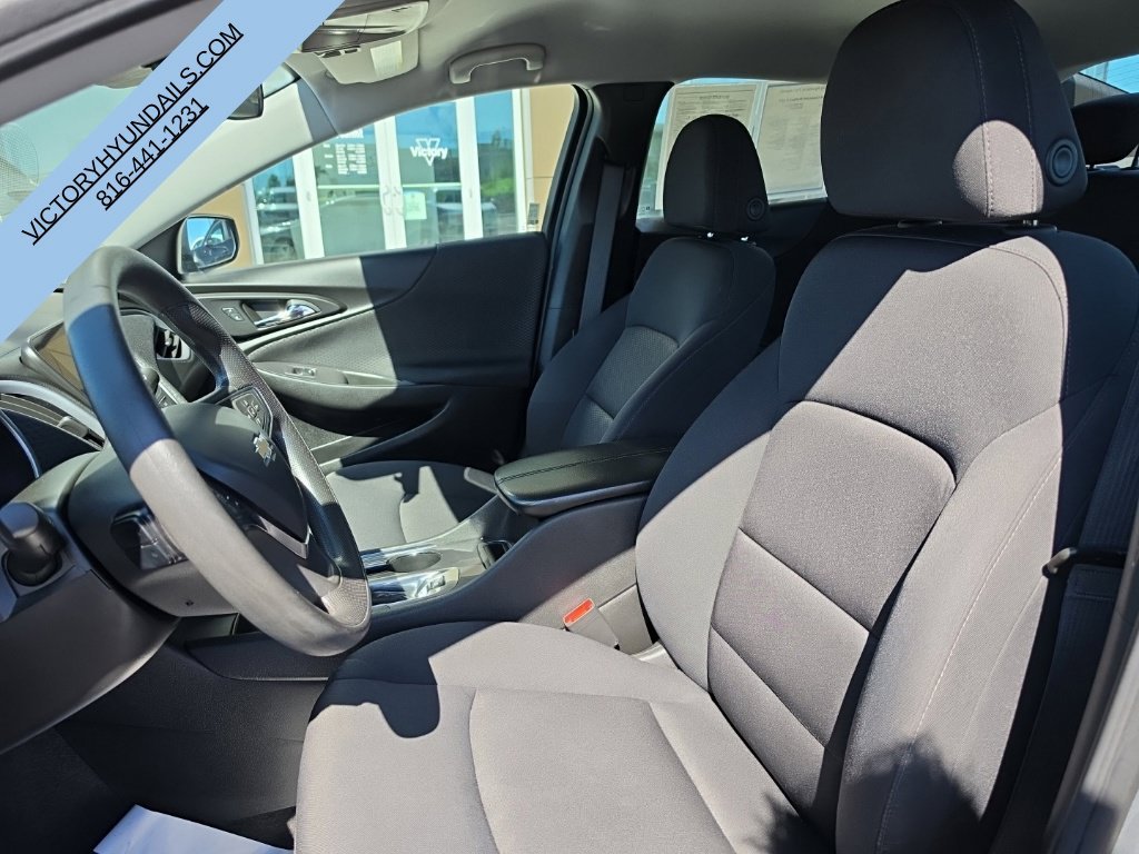 Used 2024 Gray Chevrolet LT image 14