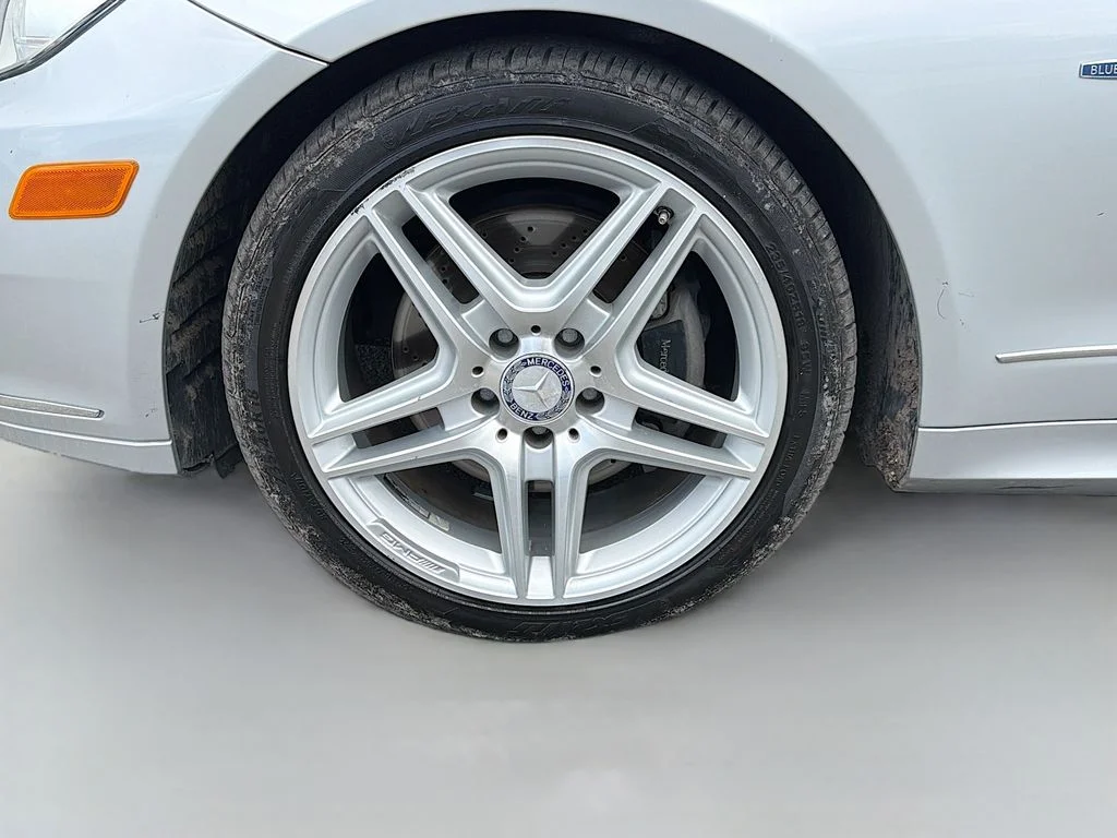 Used 2012  Mercedes-Benz E 350 image 37