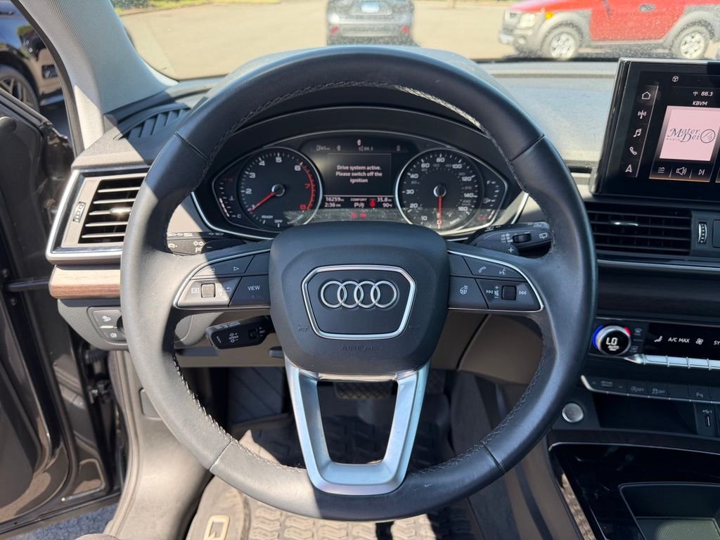 Used 2024 Daytona Gray Pearl Effect Audi 45 S line Premium image 18