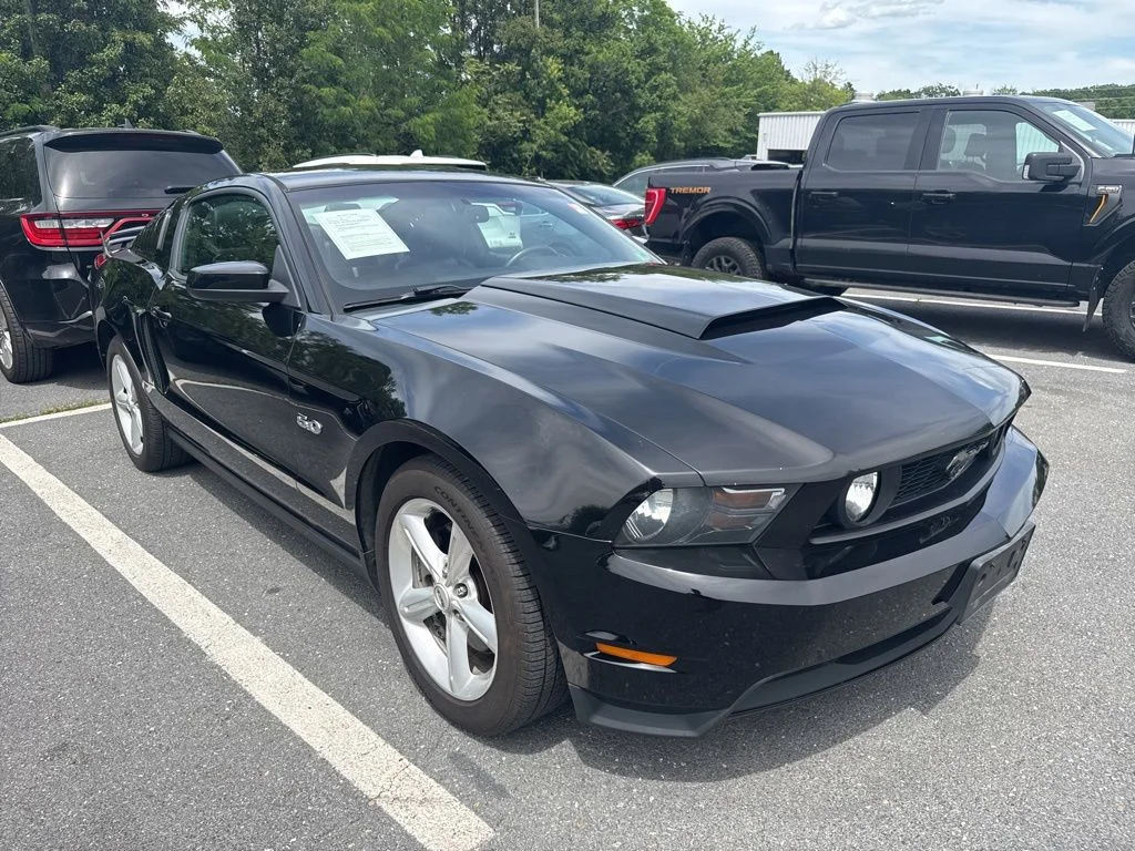 2011 Ford Mustang GT Premium's photo