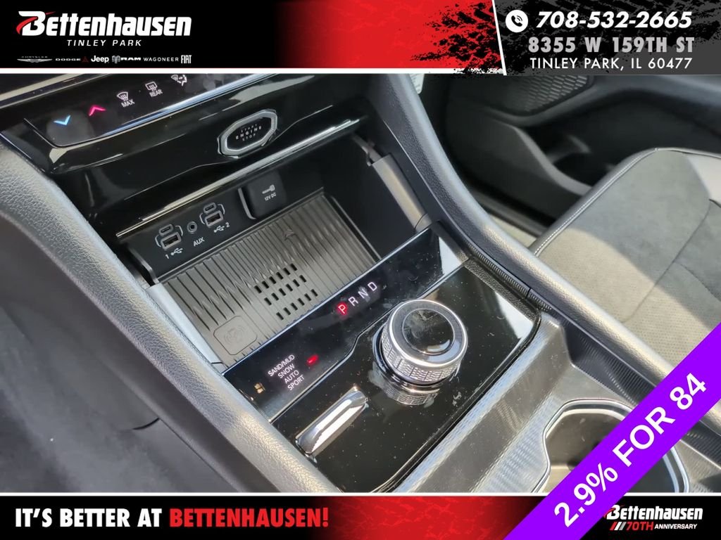 New 2026 Baltic Gray Metallic Clear-Coat Exterior Paint Jeep Altitude image 22
