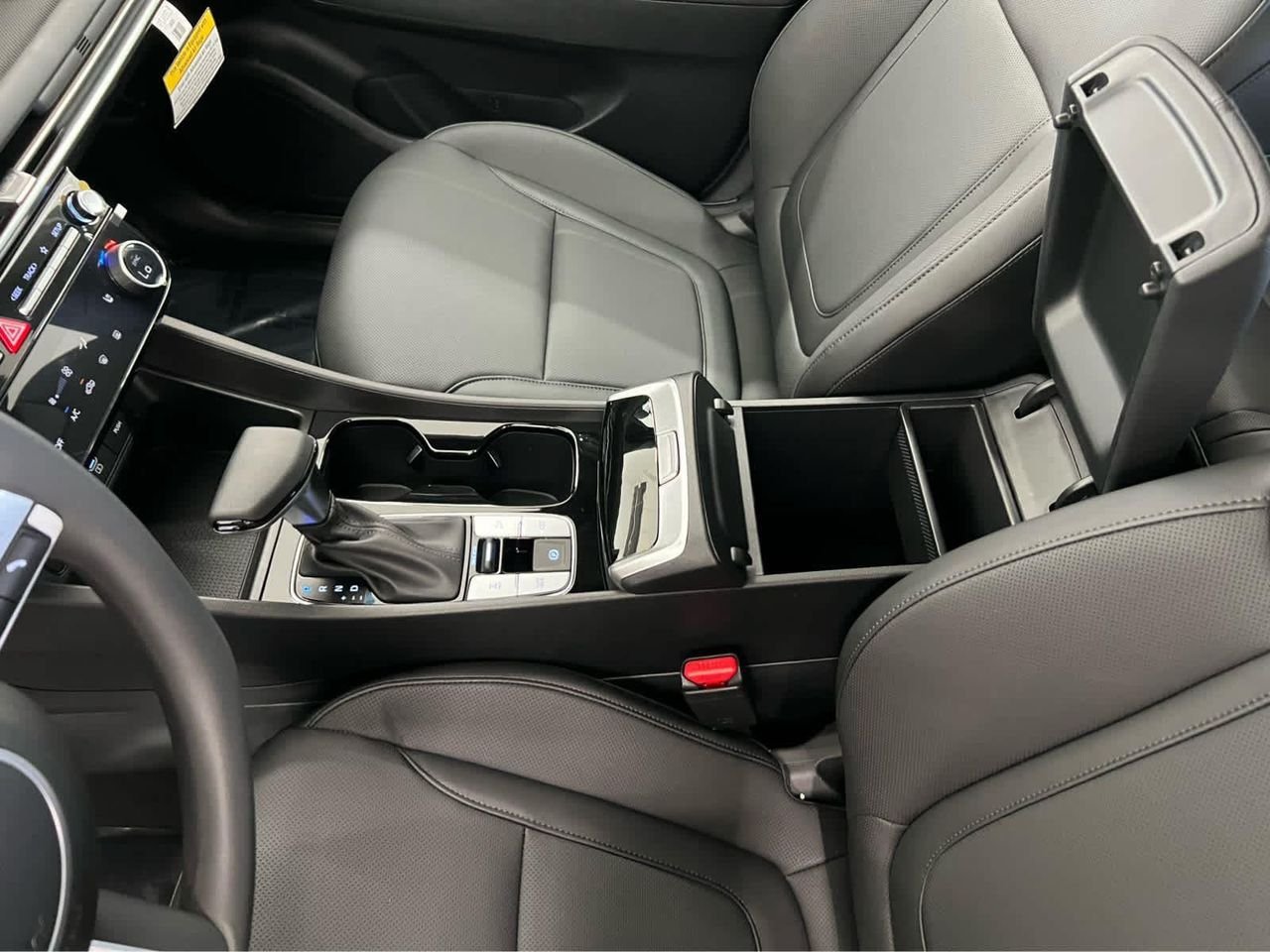 New 2026 Atlas White Hyundai SEL AWD image 21