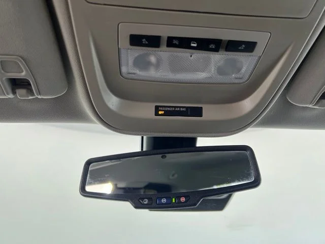 Used 2021 White Chevrolet LT image 22