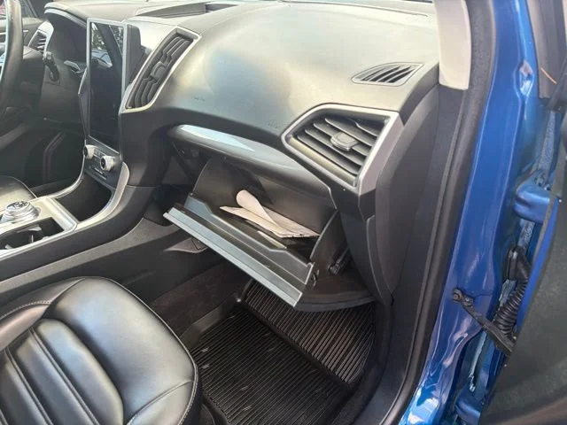 Used 2024 Atlas Blue Metallic Ford SEL image 71