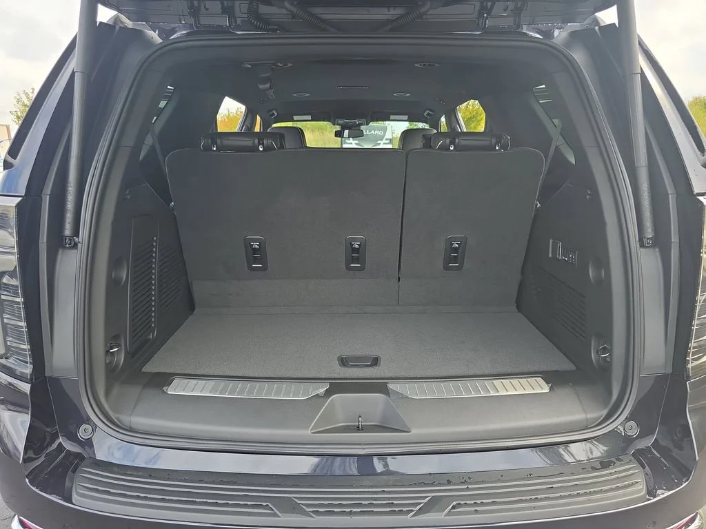 2026 Chevrolet Tahoe Premier - Photo 12