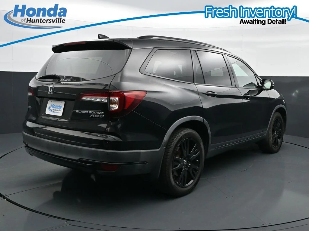 Used 2022 Crystal Black Pearl Honda Black Edition image 10
