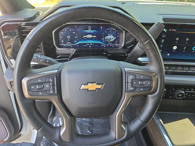 Used 2024 White Chevrolet High Country image 19
