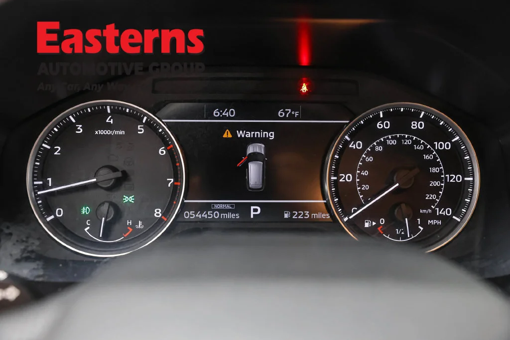 Used 2024 Black Mitsubishi SE image 17