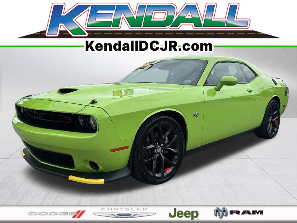 2023 Dodge Challenger R/T's photo