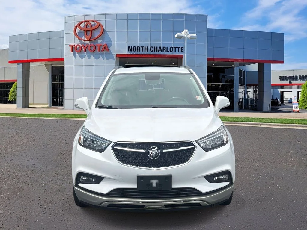 Used 2017 White Buick Preferred II image 2