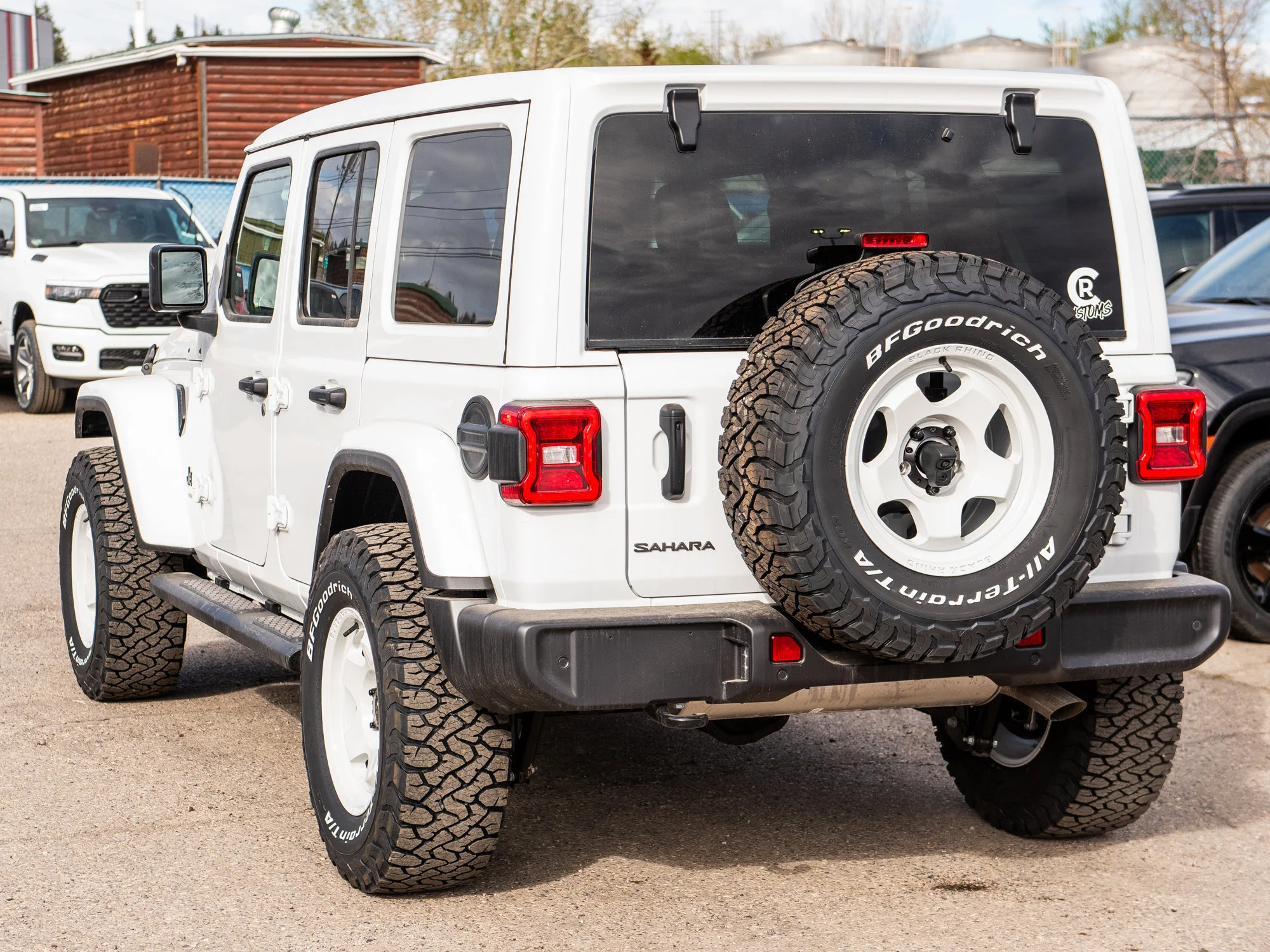 New 2026 White Jeep Sahara*, Black Rhino Wheels, 33 Inch Tires image 4
