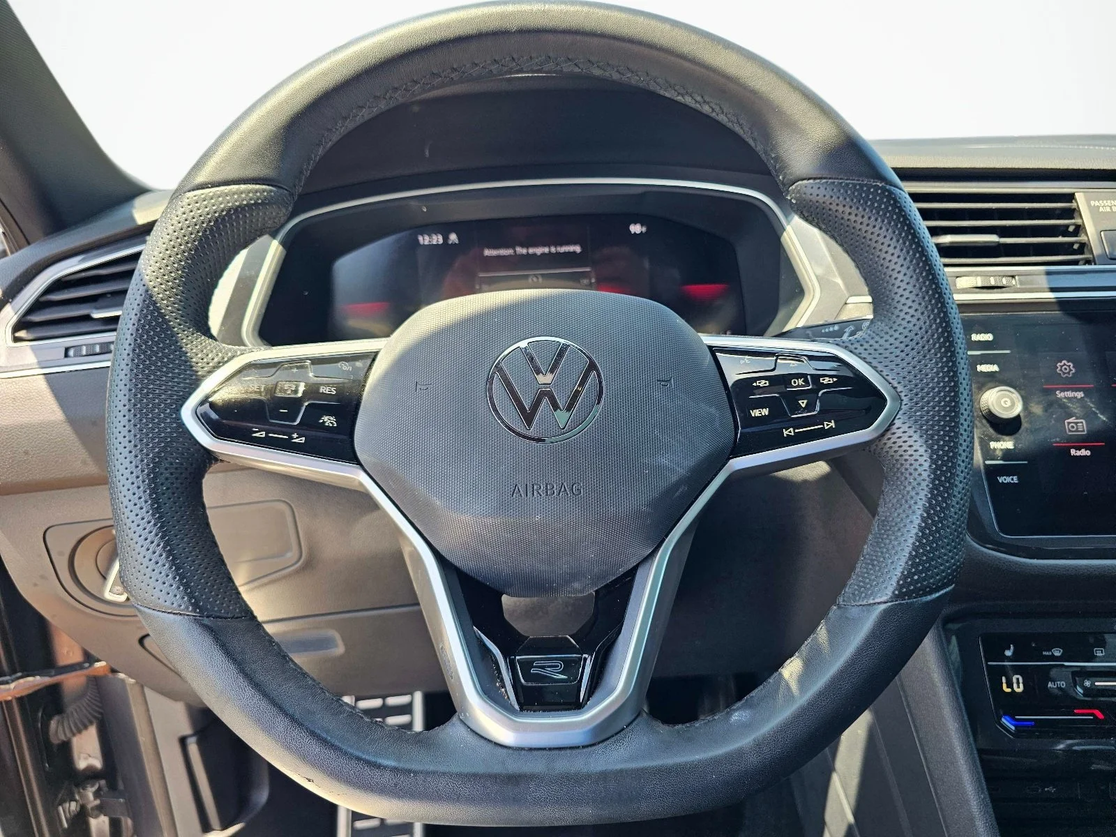 Used 2024 Platinum Gray Metallic Volkswagen SE R-Line Black image 19