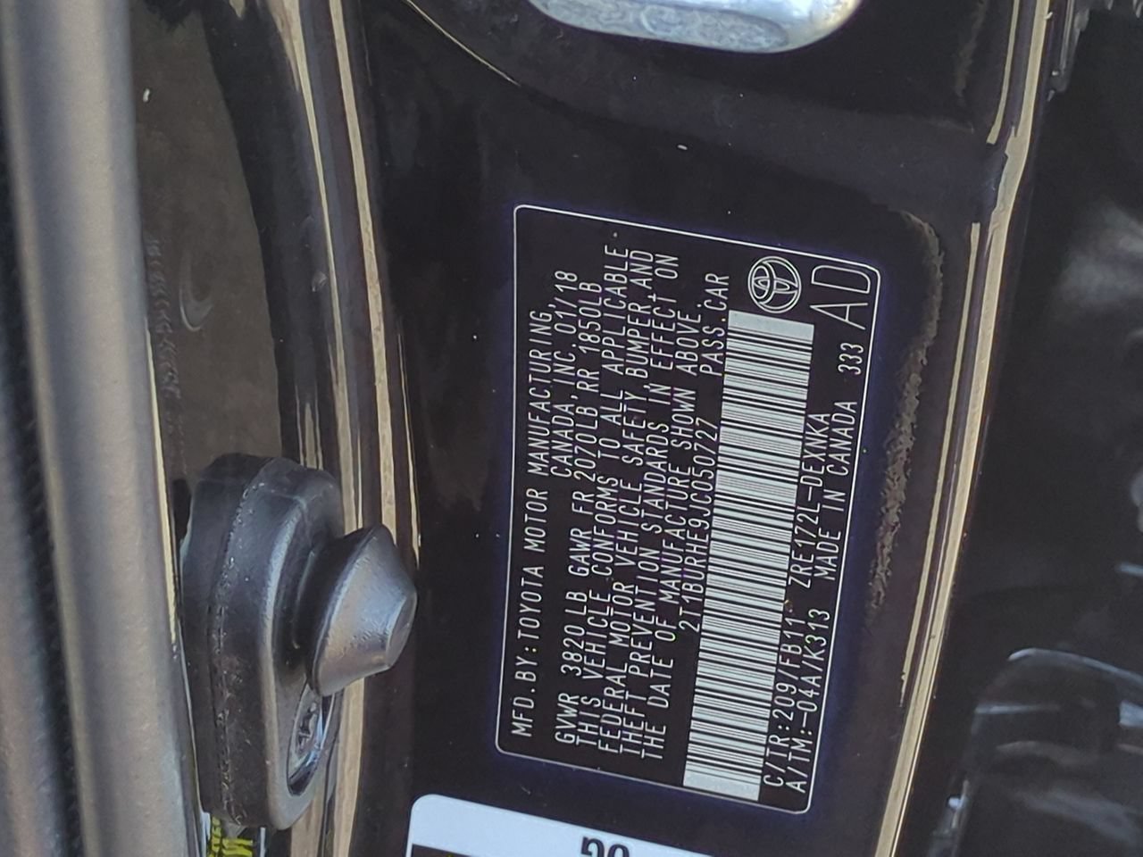 Used 2018 Black Toyota L image 31