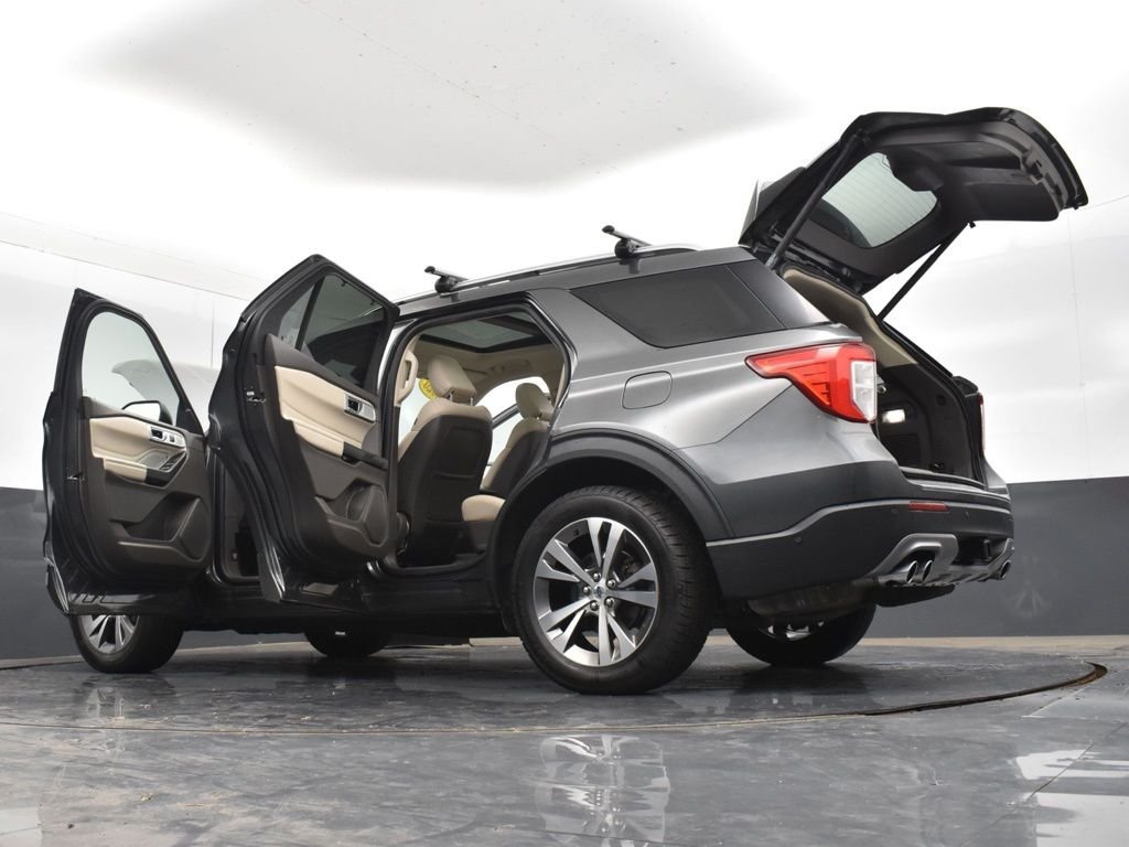 Used 2020 Gray Ford Platinum image 38