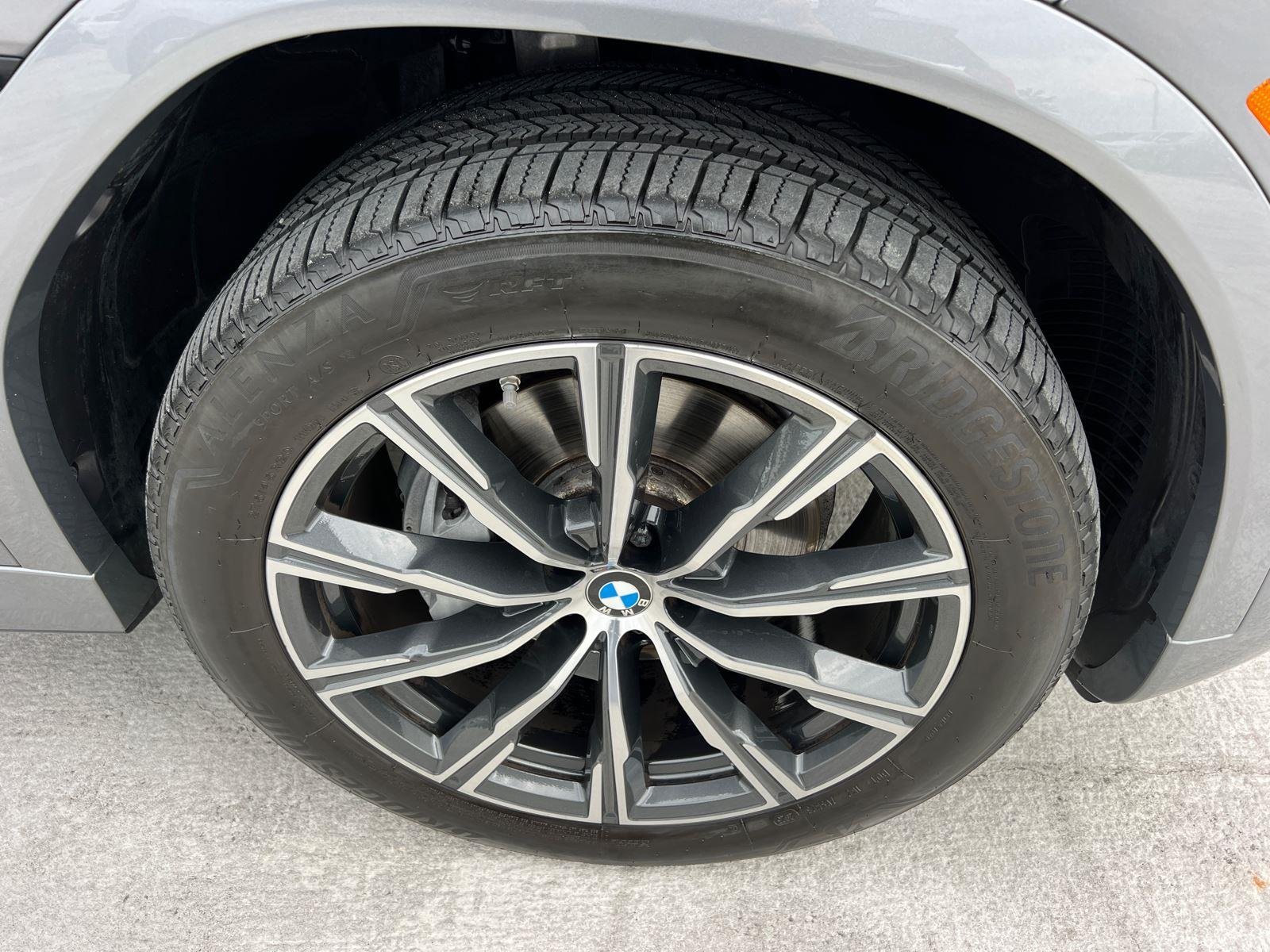 Used 2026 GRAY BMW xDrive40i image 12