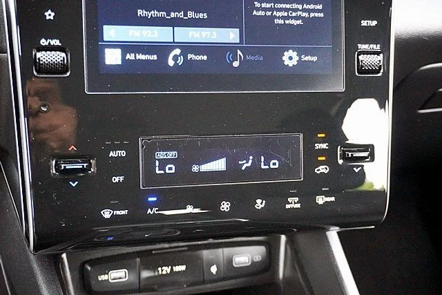Used 2024 Blue Hyundai SEL image 28