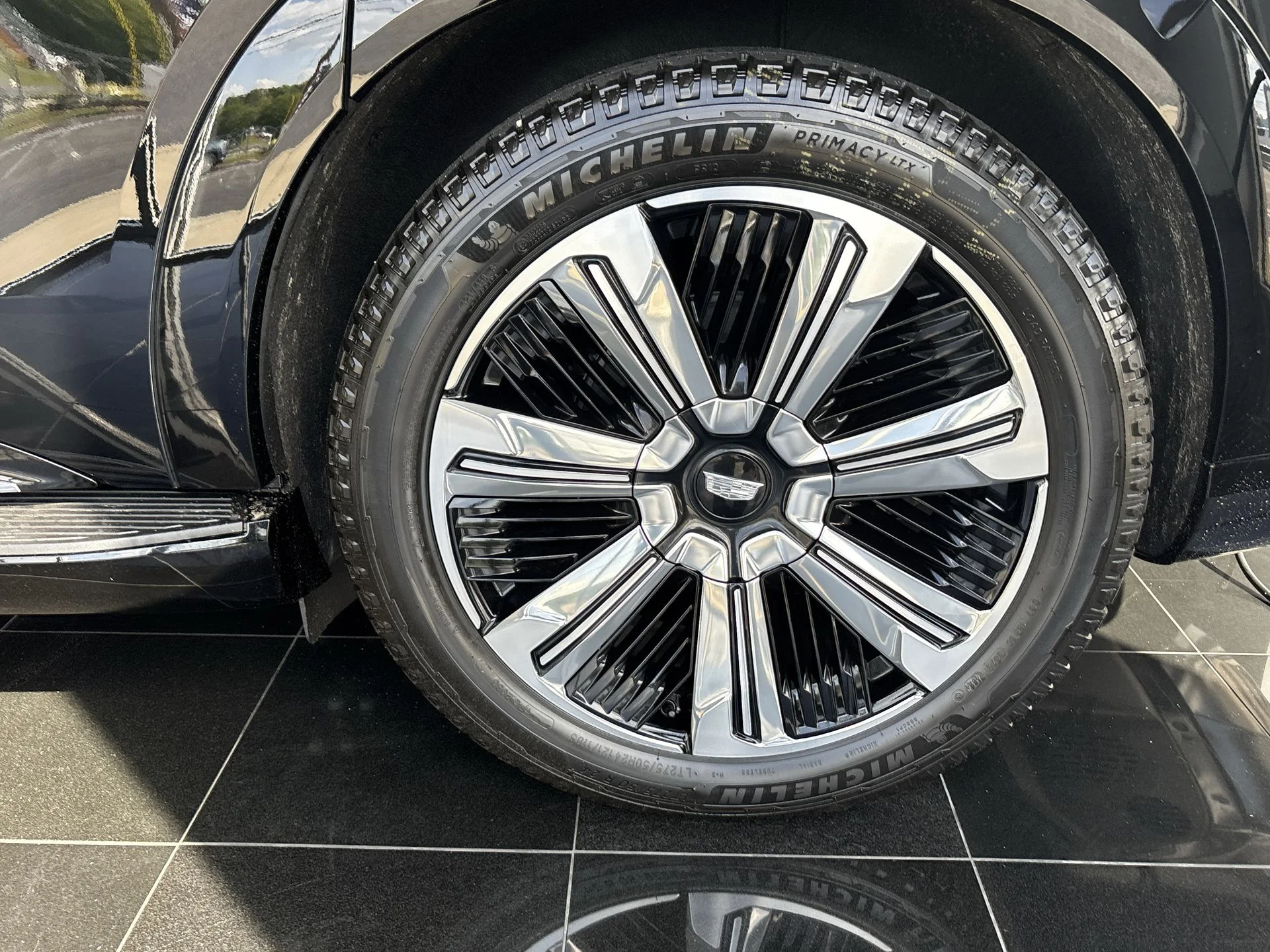 2025 Cadillac Escalade IQ Luxury 2 - Photo 87