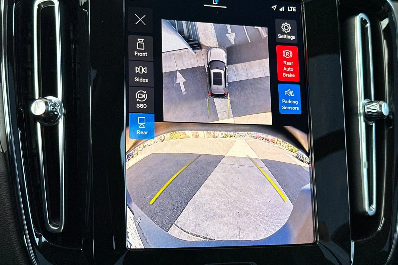 New 2026 Vapour Grey Volvo Plus image 19