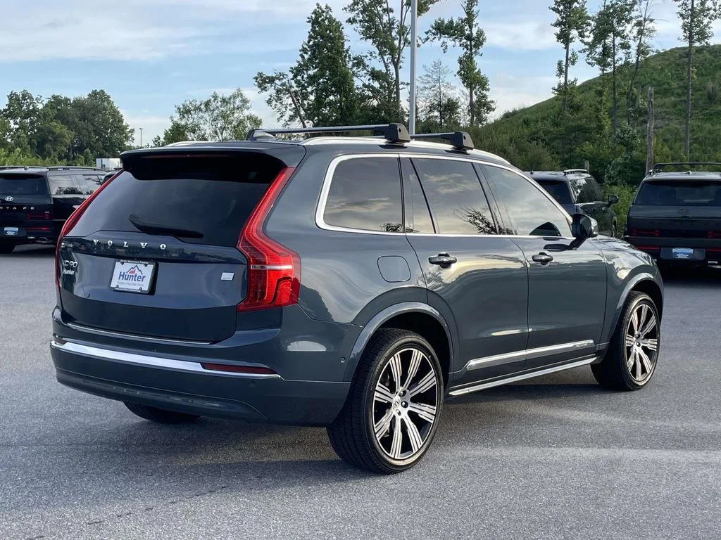 Certified Used 2023 Denim Blue Volvo Plus image 28