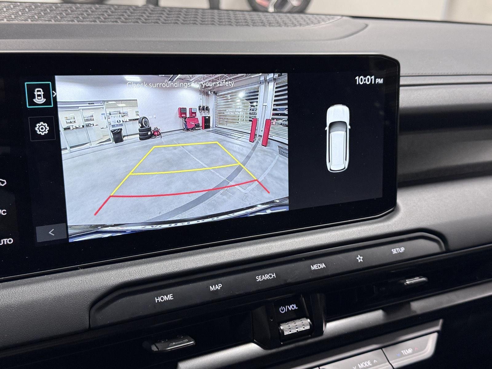 Used 2027 Ebony Black Kia X-Line EX image 34