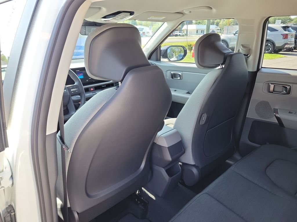 New 2027 White Kia S image 16