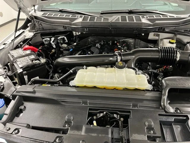 Used 2025 White Ford Lariat image 62