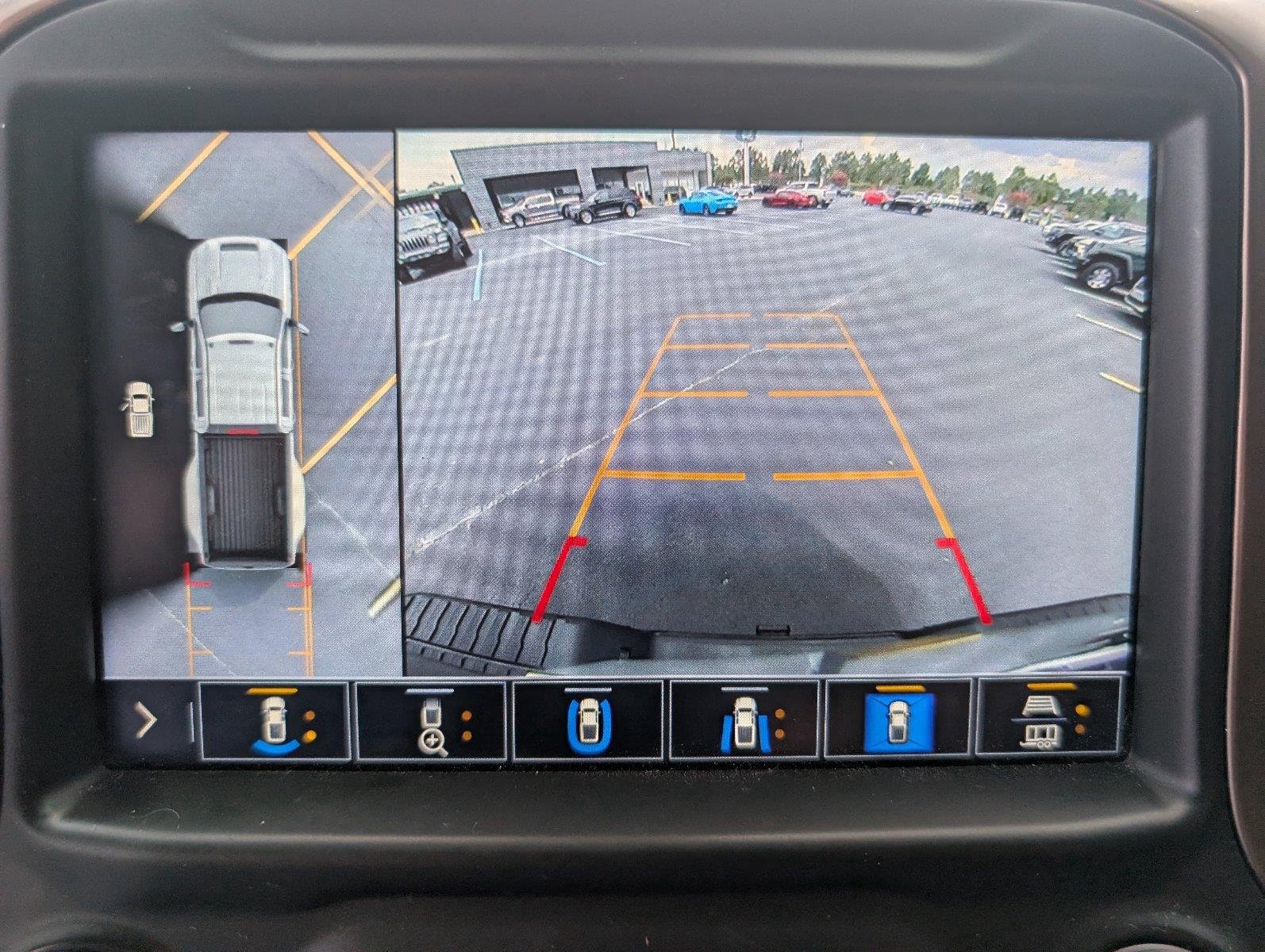 Used 2022 Mosaic Black Metallic Chevrolet High Country image 19
