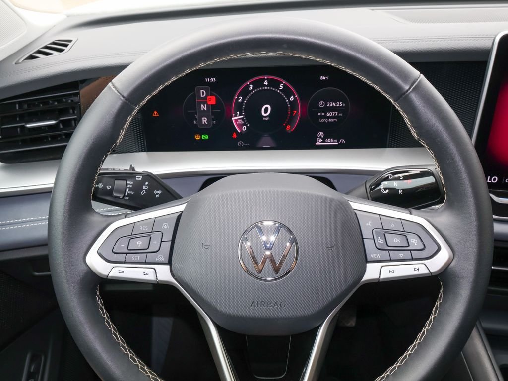Certified Used 2025 White Volkswagen 2.0T SE image 21