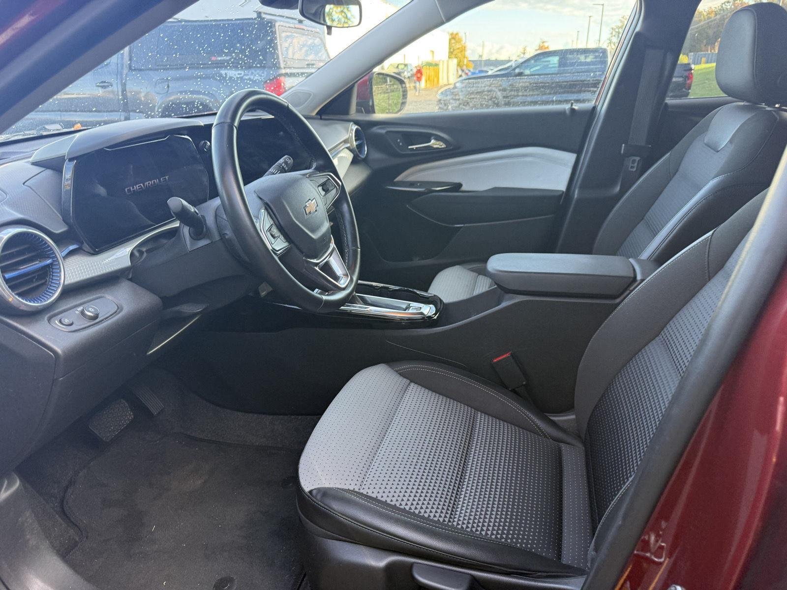 Used 2024 Crimson Metallic Chevrolet LT image 6