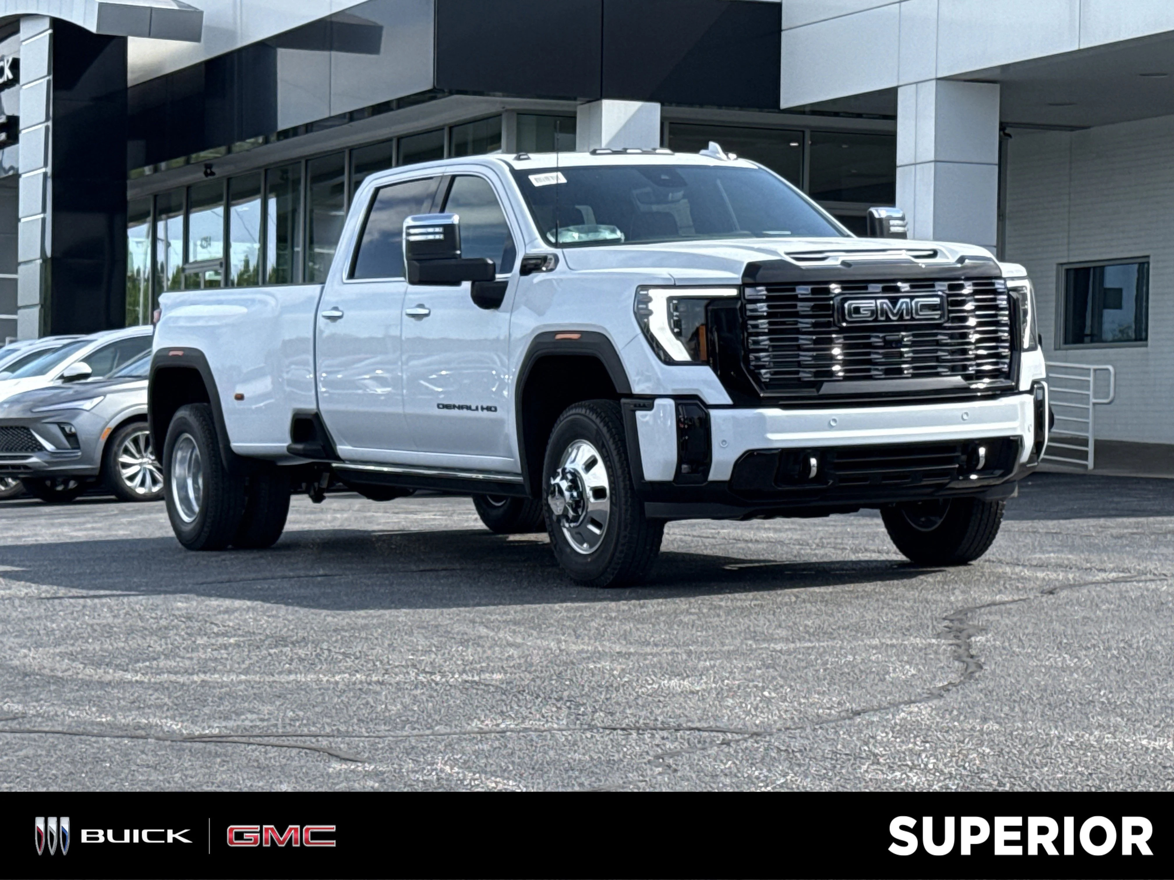 New 2026 Glacier White Tricoat GMC Denali Ultimate 4WD image 1