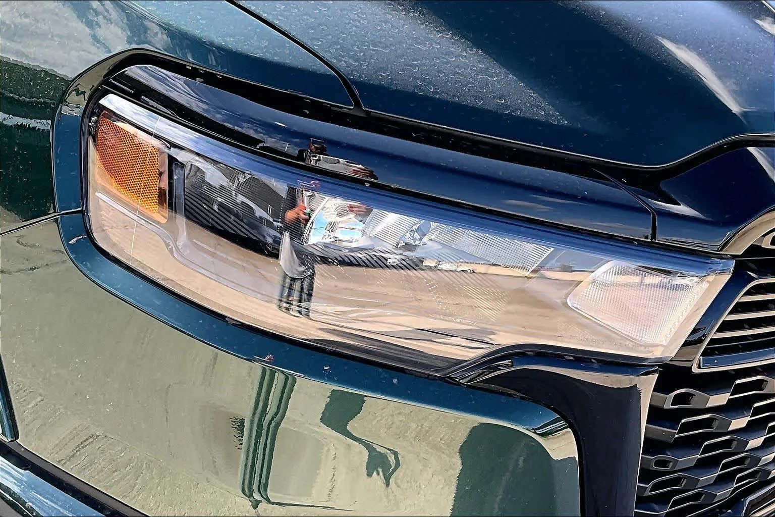 New 2026 Serrano-Green Metallic Exterior Paint RAM Big Horn image 13