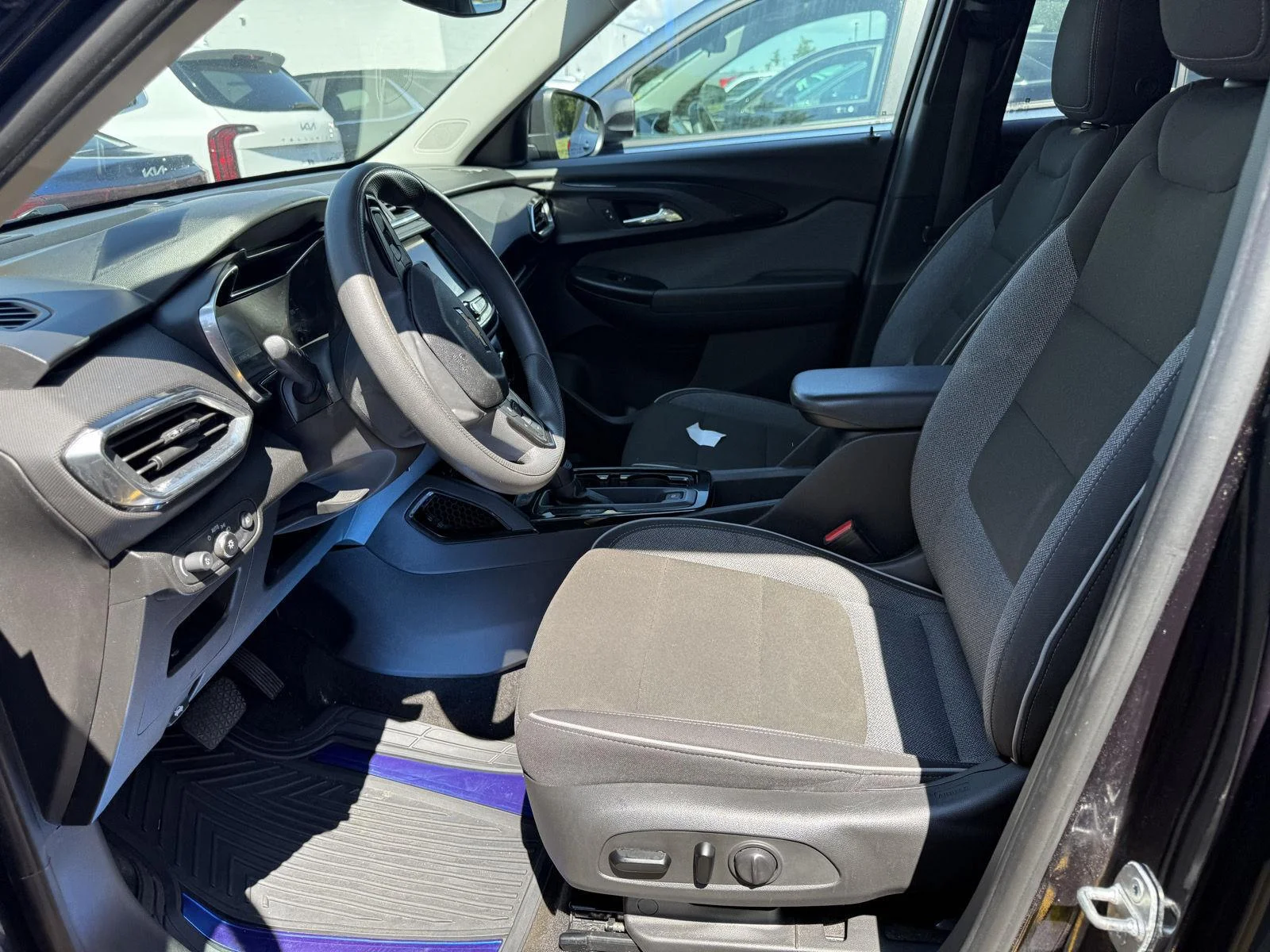 Used 2021 Midnight Blue Metallic Chevrolet LT image 10