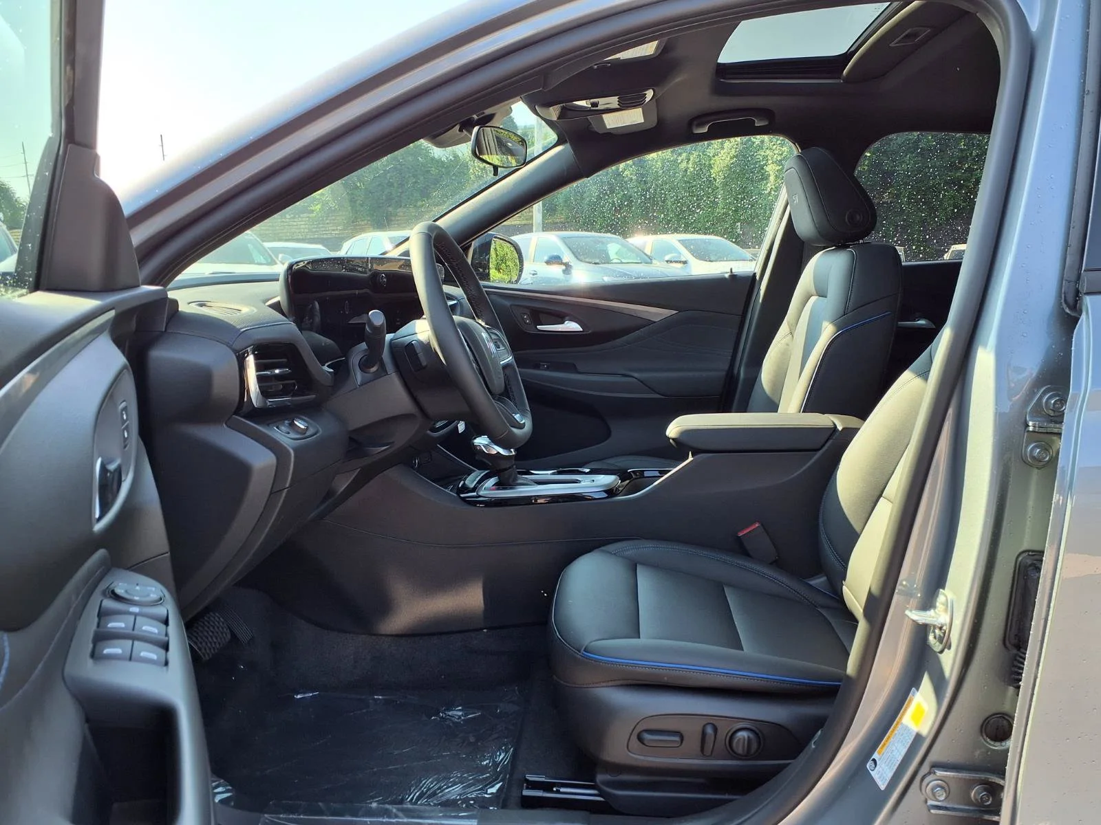 2026 Buick Envista Sport Touring - Photo 16