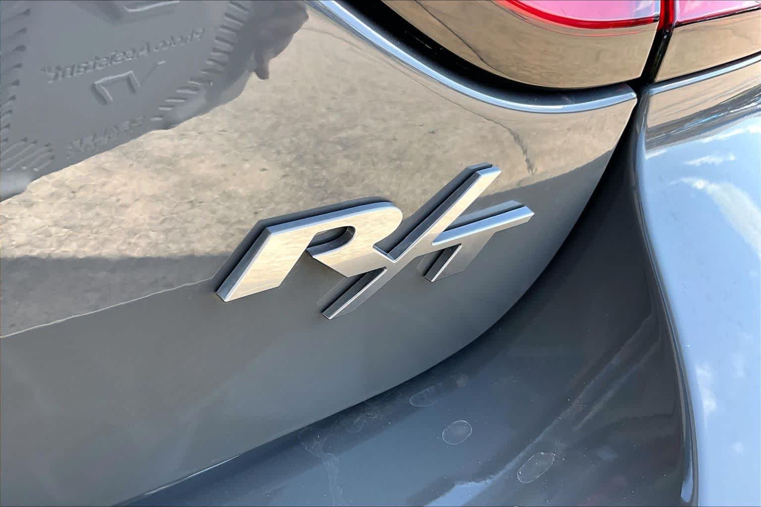 Used 2023 Destroyer Gray Clearcoat Dodge R/T image 10