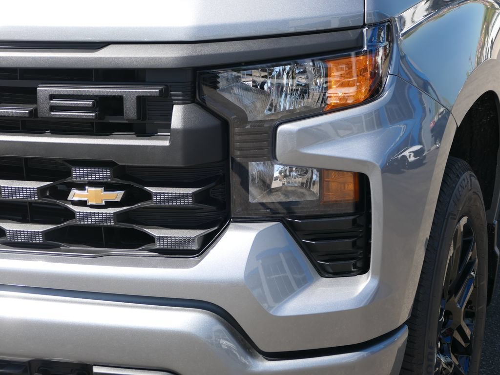 2026 Chevrolet Silverado 1500 Custom - Photo 10