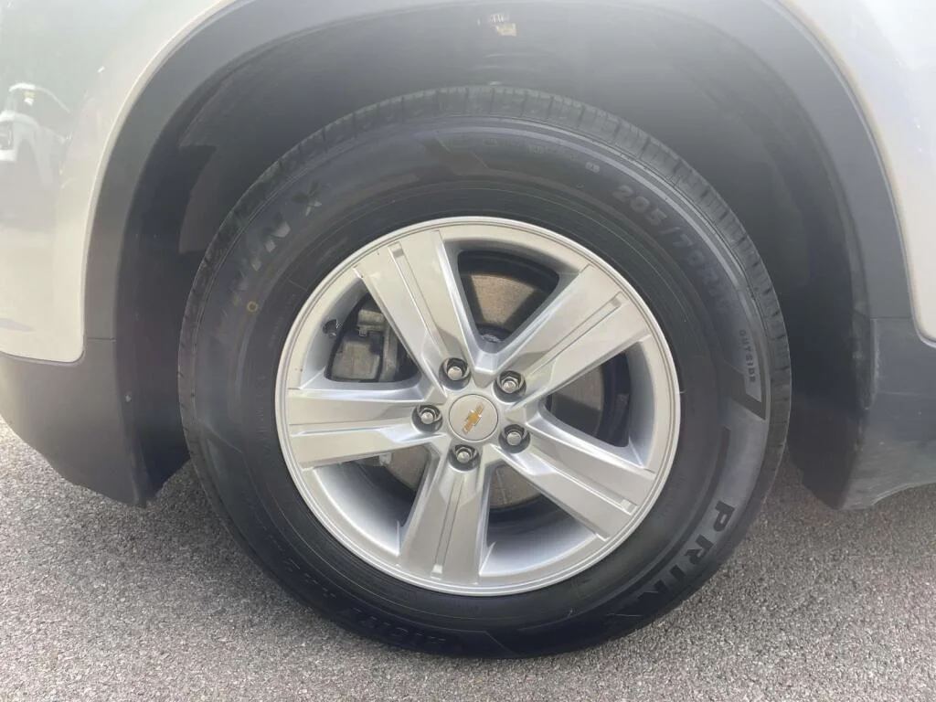 Certified Used 2015 Silver Ice Metallic Chevrolet LT image 14