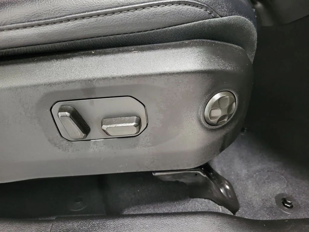 Used 2024 Gray Jeep Sahara 4xe image 23