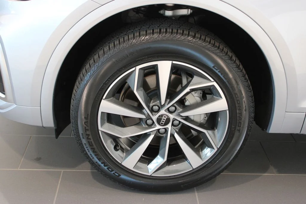 Used 2024 Silver Metallic Audi 45 S line Premium image 29