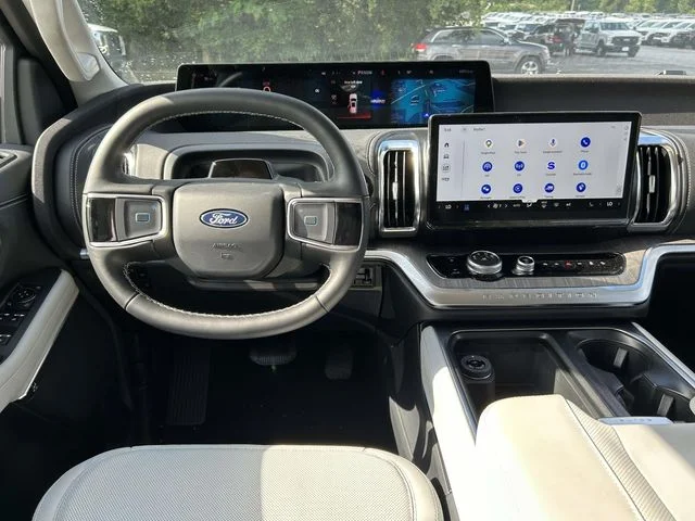 New 2026 White Ford Platinum image 9