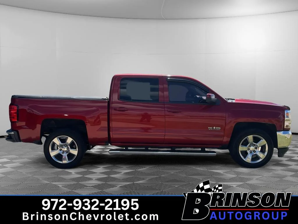 Used 2018 CAJUN RED TINTCOAT Chevrolet LT image 4