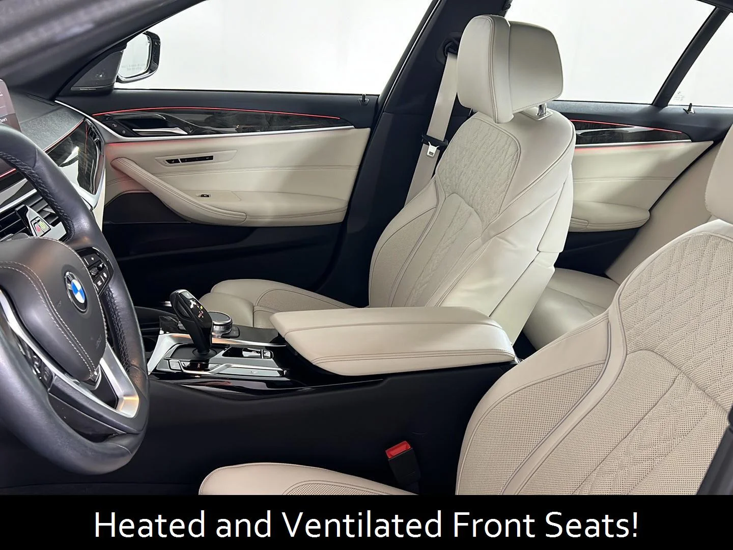 Used 2023 Black Sapphire Metallic BMW 540i xDrive image 2