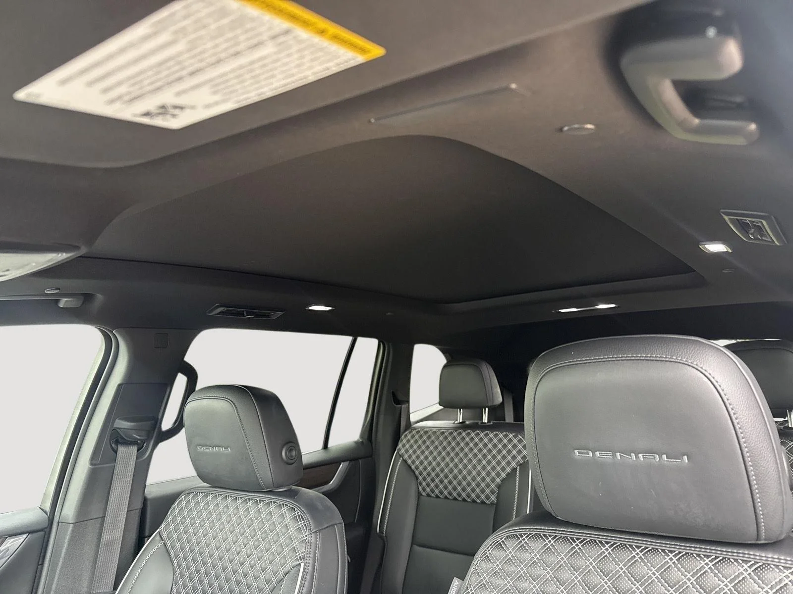 Used 2024 Summit White GMC Denali image 4
