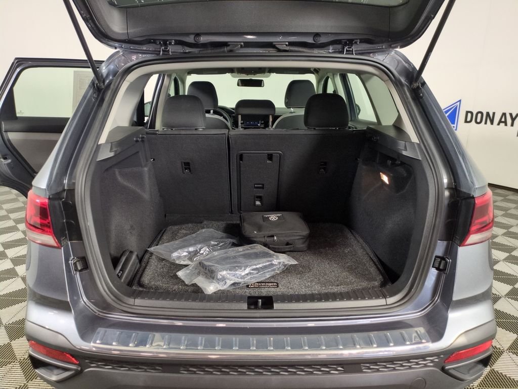 Used 2022 Platinum Gray Metallic Volkswagen 1.5T S image 21